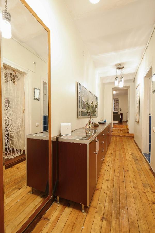 Superb Flat With Backyard In Cihangir Beyoglu Istanbul Exterior photo